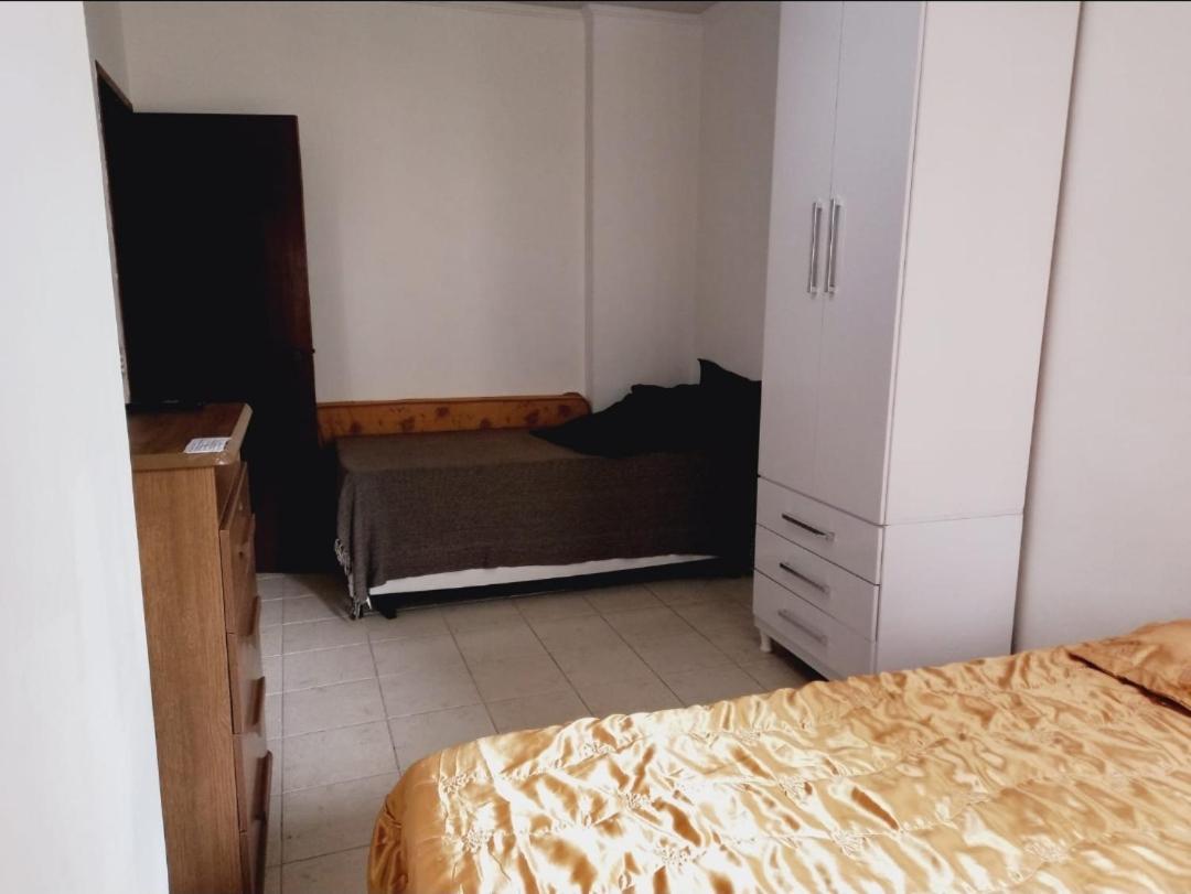 Apartment Resid. Ilha Da Madeira Praia Grande (Santos)